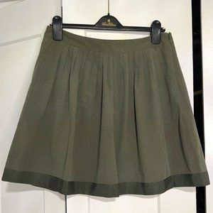 EUC Banana Republic Pleated Mini Skirt